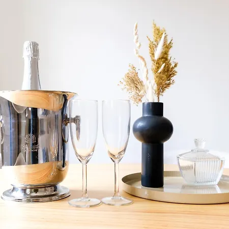 Appartement Art Deco 24 Luxury Downtown Metro Ac Porto